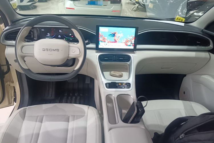Used Geely Galaxy Geome 2025 310km Youth Edition Center Console
