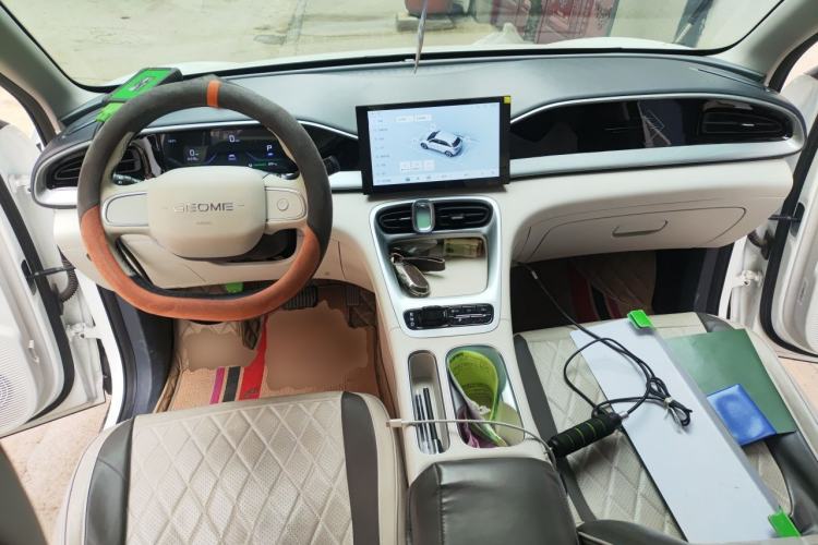 Used Geely Galaxy Geome 2025 310km Youth Edition Center Console
