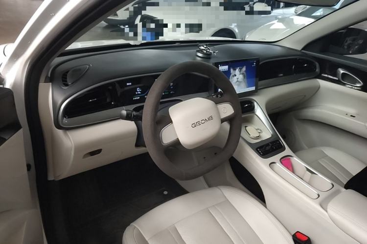 Used Geely Galaxy Geome 2025 310km Youth Edition Center Console