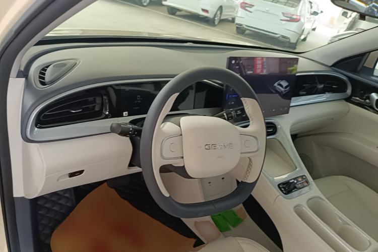 Used Geely Galaxy Geome 2025 UP 410km Exploration Edition Center Console