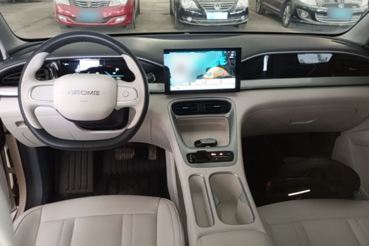 Used Geely Galaxy Geome 2025 310km Youth Edition Center Console