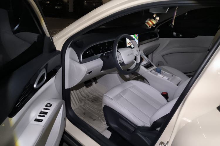 Used Geely Galaxy Geome 2025 410 km Free Version Driver Seat