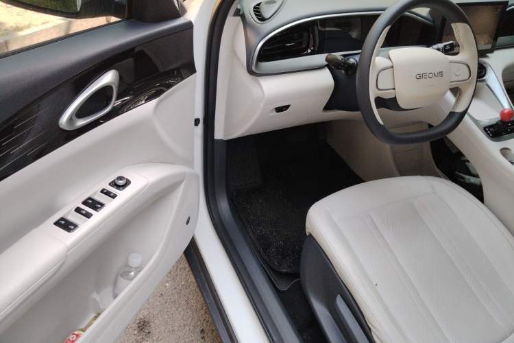 Used Geely Galaxy Geome 2025 310km Youth Edition Driver Seat