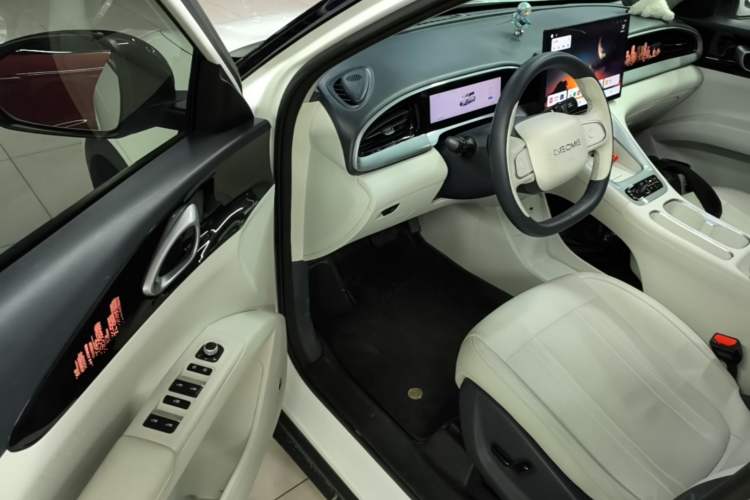 Used Geely Galaxy Geome 2025 UP 410km Exploration+ Edition Driver Seat