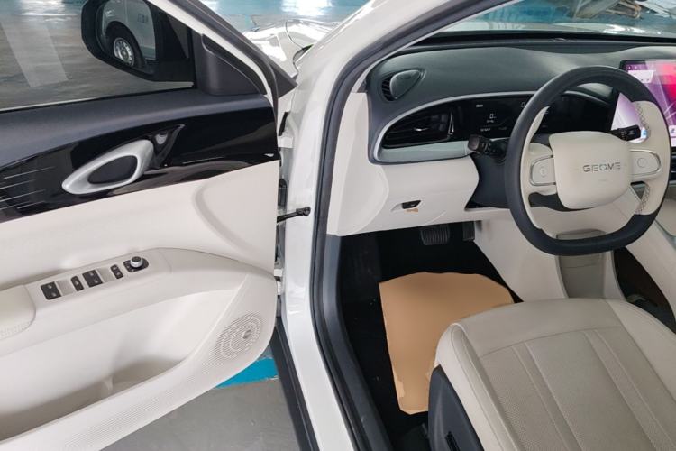Used Geely Galaxy Geome 2025 UP 410km Exploration Edition Driver Seat