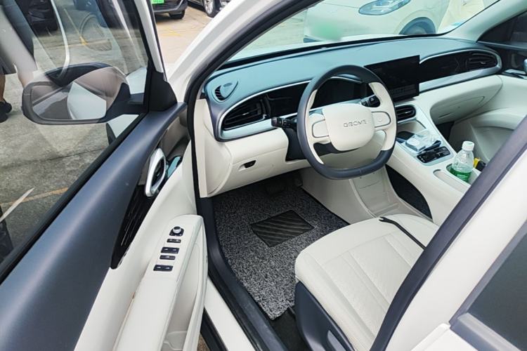 Used Geely Galaxy Geome 2025 310km Youth Edition Driver Seat