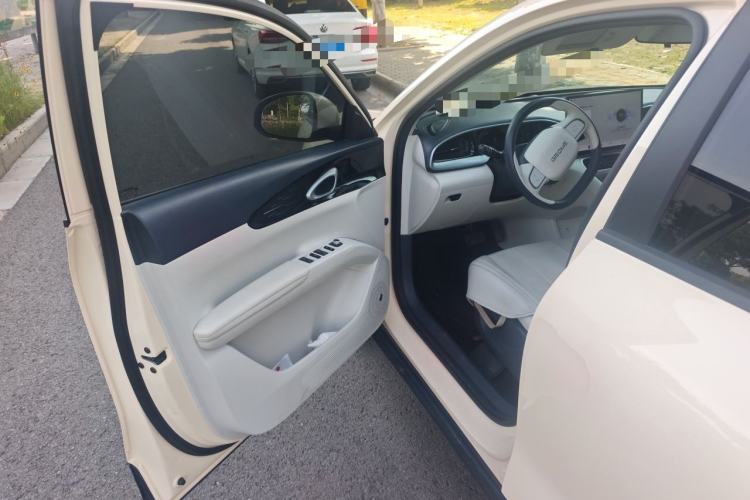 Used Geely Galaxy Geome 2025 UP 410km Exploration Edition Driver Seat