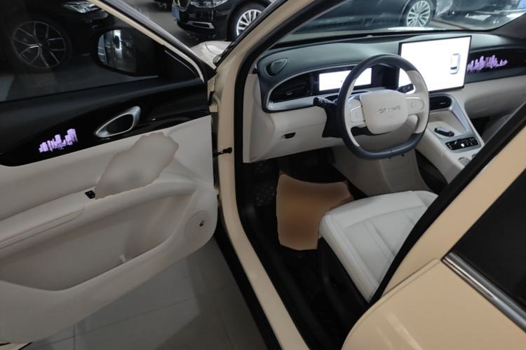 Used Geely Galaxy Geome 2025 UP 410km Exploration+ Edition Driver Seat