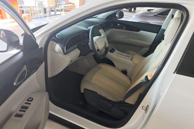 Used Geely Galaxy Geome 2025 310km Youth Edition Driver Seat