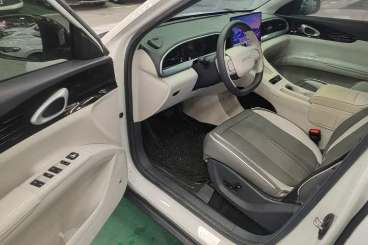 Used Geely Galaxy Geome 2025 UP 410km Exploration Edition Driver Seat