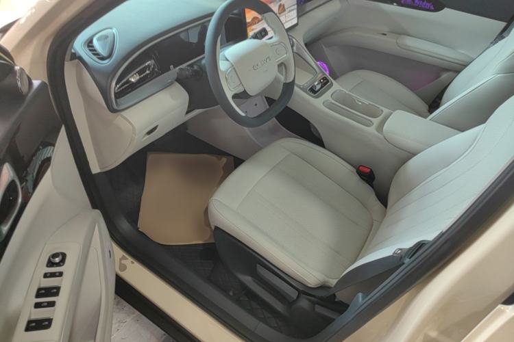 Used Geely Galaxy Geome 2025 310km Dream Edition Driver Seat
