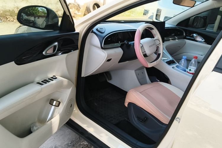 Used Geely Galaxy Geome 2025 UP 410km Exploration Edition Driver Seat