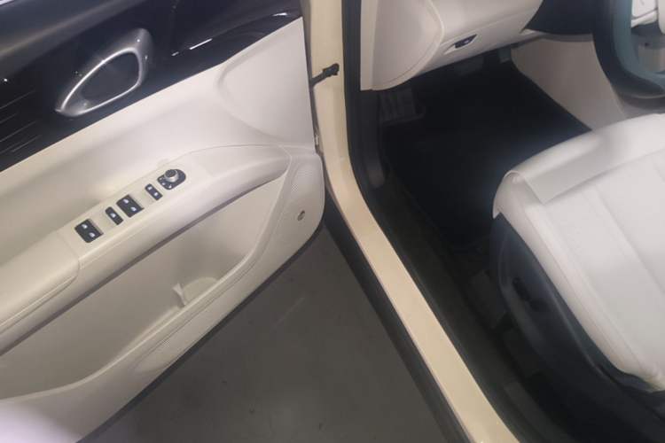 Used Geely Galaxy Geome 2025 UP 410km Exploration Edition Driver Seat