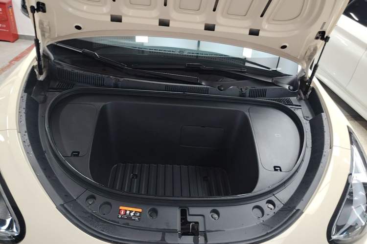 Used Geely Galaxy Geome 2025 310km Youth Edition Engine Bay