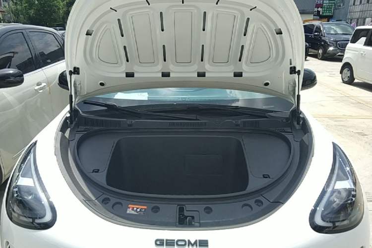 Used Geely Galaxy Geome 2025 310km Dream Edition Engine Bay