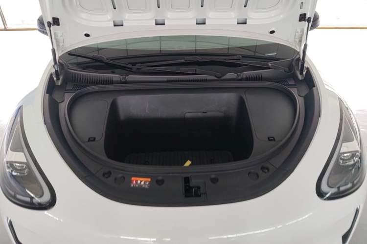 Used Geely Galaxy Geome 2025 UP 410km Exploration Edition Engine Bay