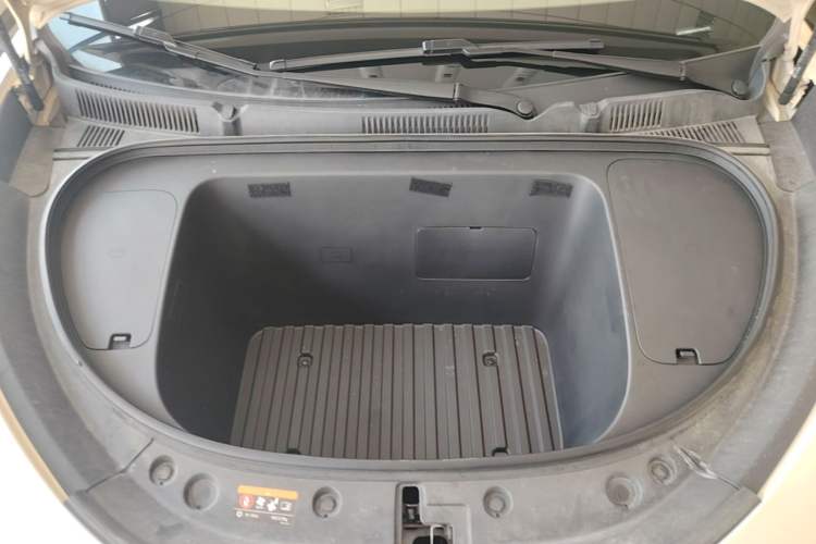 Used Geely Galaxy Geome 2025 UP 410km Exploration Edition Engine Bay