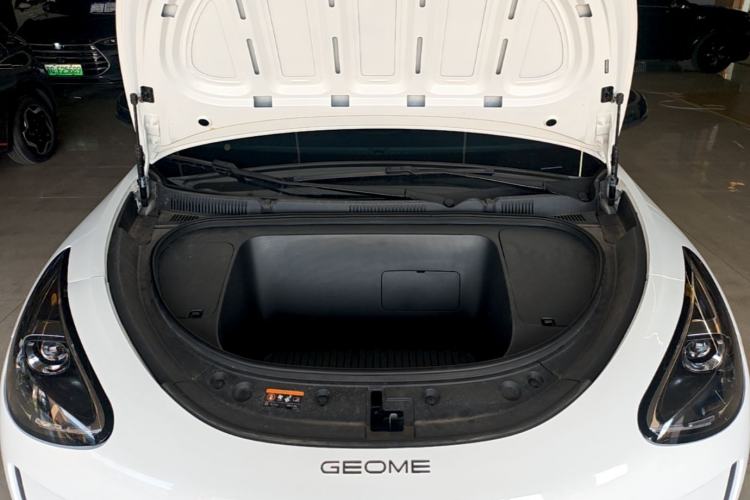 Used Geely Galaxy Geome 2025 310km Youth Edition Engine Bay