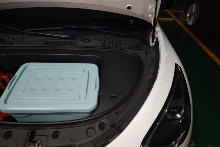 Used Geely Galaxy Geome 2025 310km Youth Edition Engine Bay Left