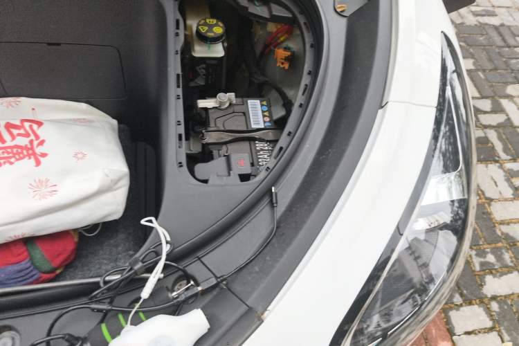 Used Geely Galaxy Geome 2025 310km Youth Edition Engine Bay Left