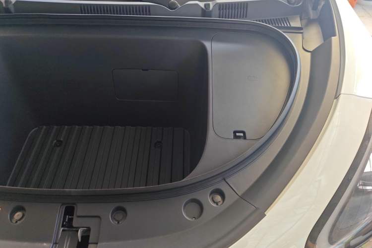 Used Geely Galaxy Geome 2025 UP 410km Exploration Edition Engine Bay Left