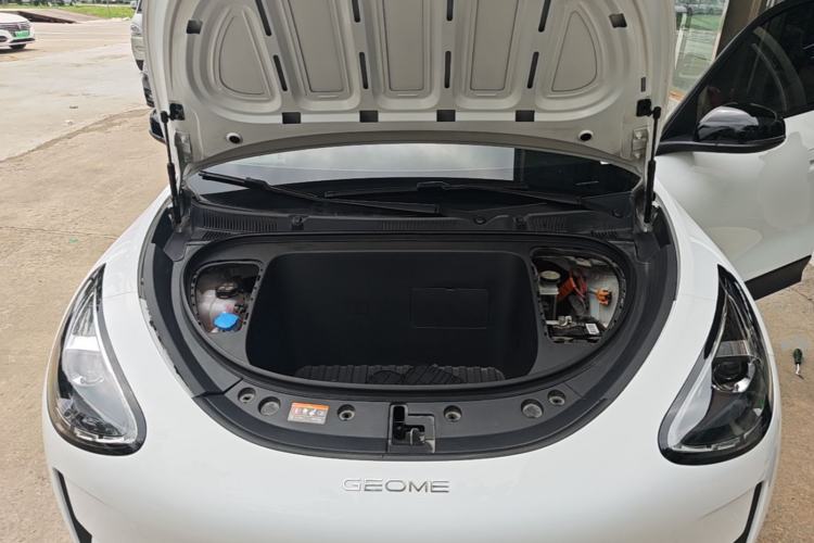 Used Geely Galaxy Geome 2025 310km Youth Edition Engine Bay