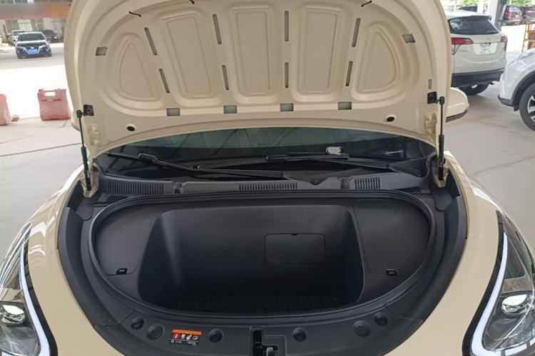 Used Geely Galaxy Geome 2025 UP 410km Exploration Edition Engine Bay