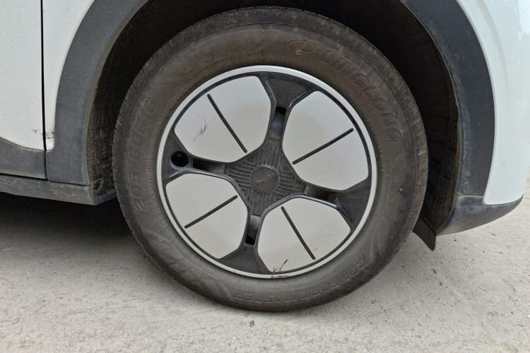 Used Geely Galaxy Geome 2025 310km Youth Edition Exterior 1