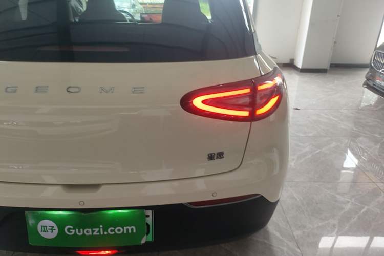 Used Geely Galaxy Geome 2025 UP 410km Exploration Edition Exterior 3