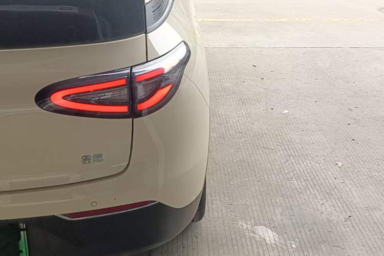 Used Geely Galaxy Geome 2025 310km Dream Edition Exterior 3