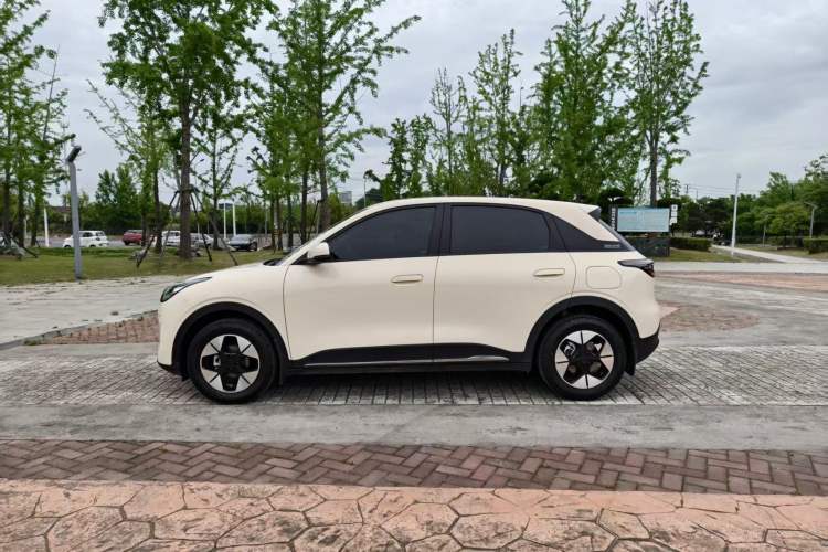 Used Geely Galaxy Geome 2025 310km Dream Edition Exterior 4