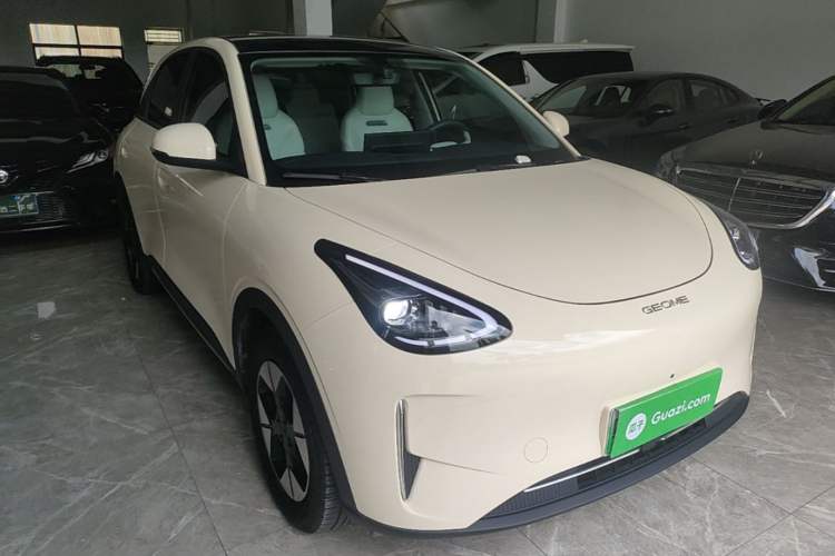 Used Geely Galaxy Geome 2025 UP 410km Exploration Edition Front Right 45 Deg