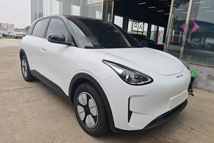 Used Geely Galaxy Geome 2025 310km Youth Edition Front Right 45 Deg