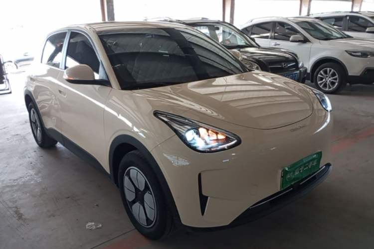 Used Geely Galaxy Geome 2025 310km Youth Edition Front Right 45 Deg