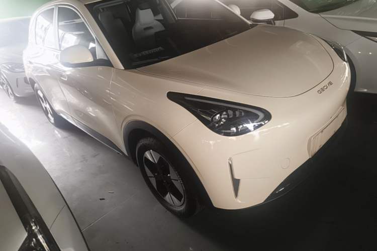 Used Geely Galaxy Geome 2025 UP 410km Exploration Edition Front Right 45 Deg