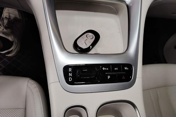 Used Geely Galaxy Geome 2025 310km Youth Edition Gear Lever