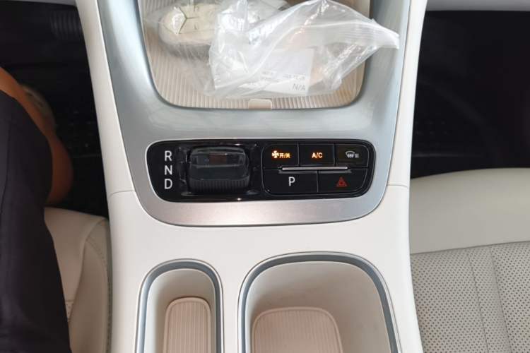 Used Geely Galaxy Geome 2025 310km Youth Edition Gear Lever