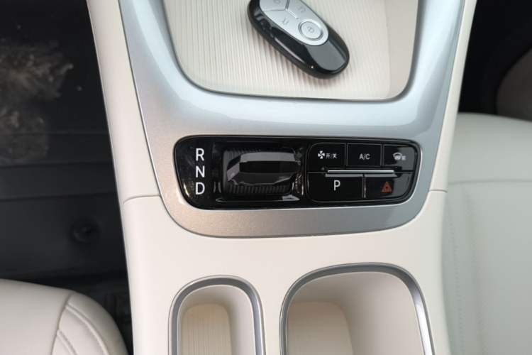 Used Geely Galaxy Geome 2025 310km Dream Edition Gear Lever