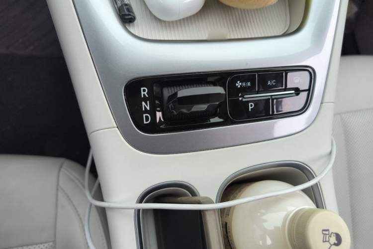 Used Geely Galaxy Geome 2025 310km Dream Edition Gear Lever