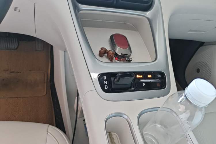 Used Geely Galaxy Geome 2025 310km Youth Edition Gear Lever