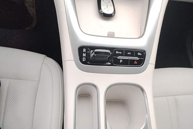Used Geely Galaxy Geome 2025 310km Youth Edition Gear Lever