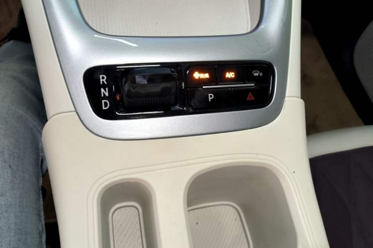 Used Geely Galaxy Geome 2025 310km Dream Edition Gear Lever