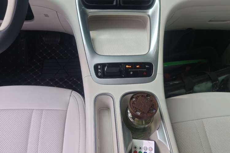 Used Geely Galaxy Geome 2025 310km Youth Edition Gear Lever