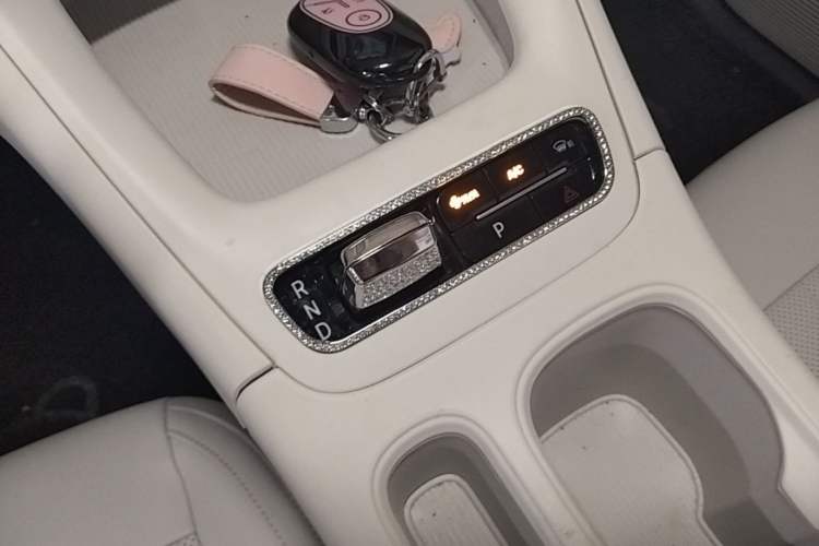 Used Geely Galaxy Geome 2025 310km Youth Edition Gear Lever