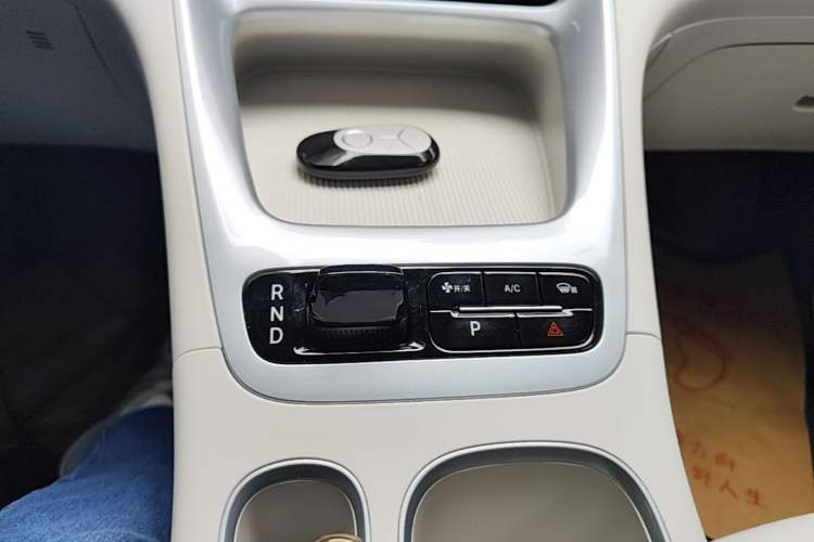 Used Geely Galaxy Geome 2025 UP 410km Exploration Edition Gear Lever
