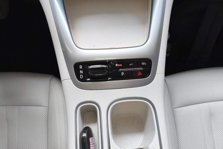 Used Geely Galaxy Geome 2025 310km Youth Edition Gear Lever