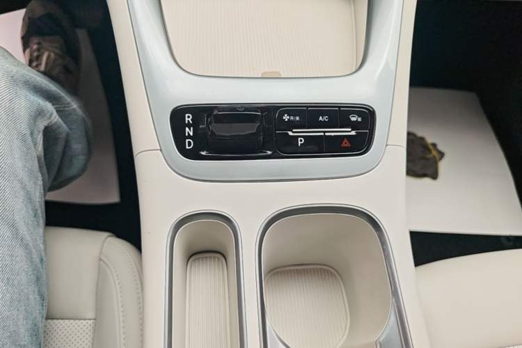 Used Geely Galaxy Geome 2025 310km Youth Edition Gear Lever
