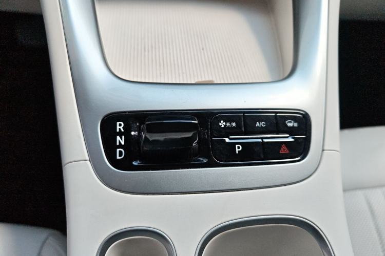 Used Geely Galaxy Geome 2025 UP 410km Exploration Edition Gear Lever