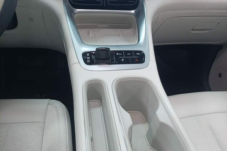 Used Geely Galaxy Geome 2025 310km Dream Edition Gear Lever