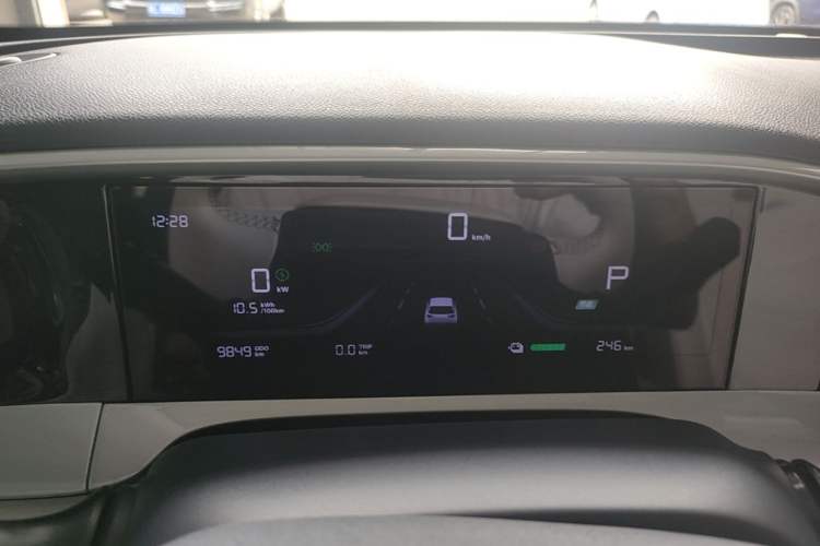Used Geely Galaxy Geome 2025 UP 410km Exploration Edition Instrument Cluster